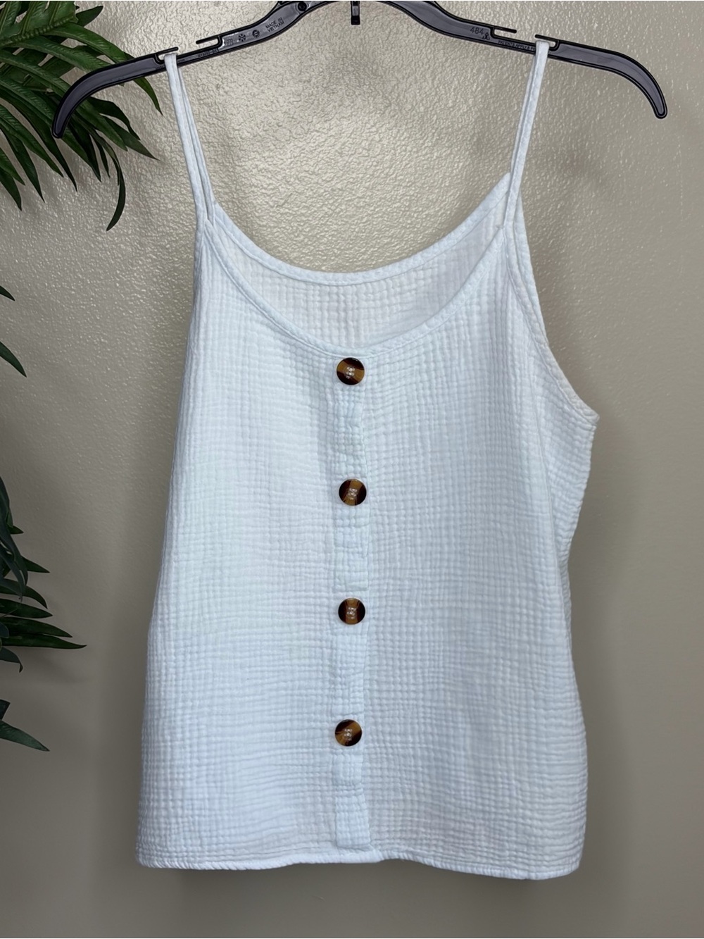 White Textured Tank Top Faux Button Cami Spaghetti Strap Summer Top - Picture 4 of 6